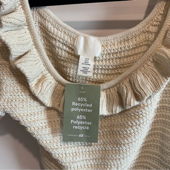 H&M Knit Ruffle Top - Picture 2 of 4